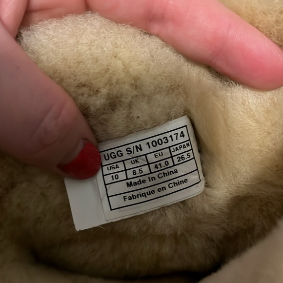 UGG Tan Winter Boots with Bow - Picture 6 of 7